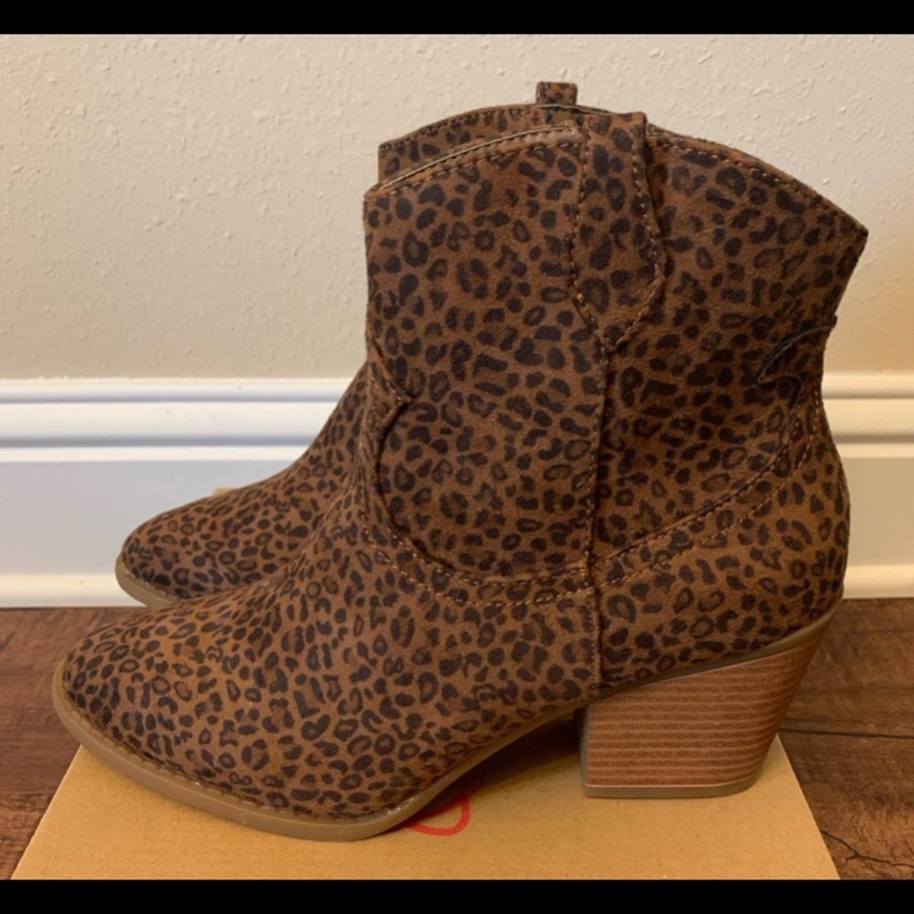 Women’s cheetah booties - Picture 4 of 12